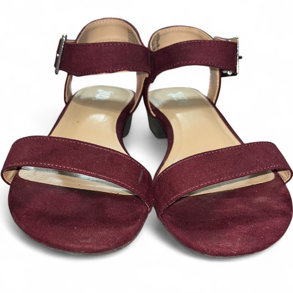 Elegant Burgundy Women's Sandals